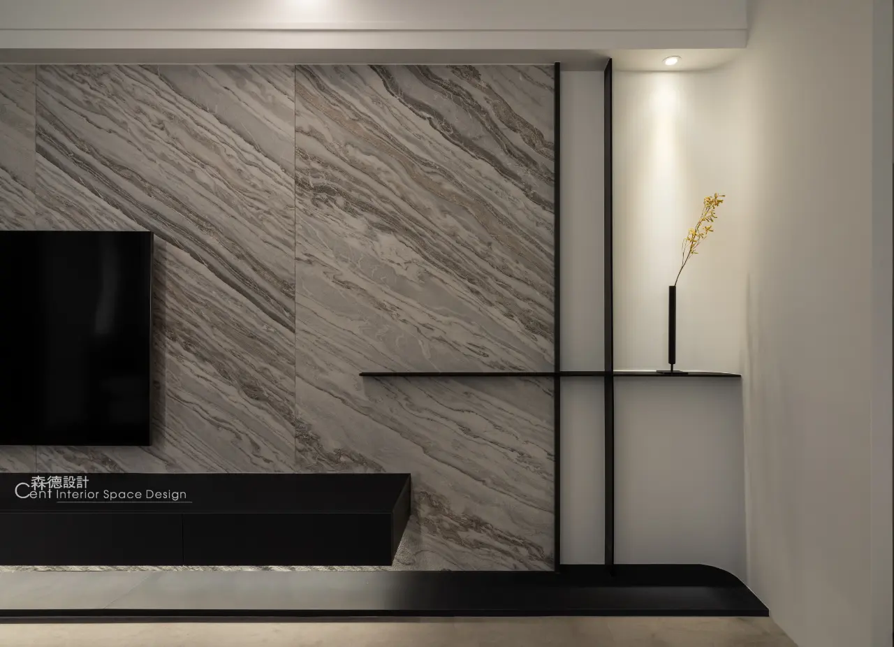 老屋翻新x現代灰階親子宅《灰歸》