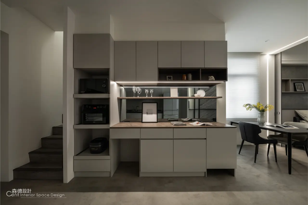 老屋翻新x現代灰階親子宅《灰歸》