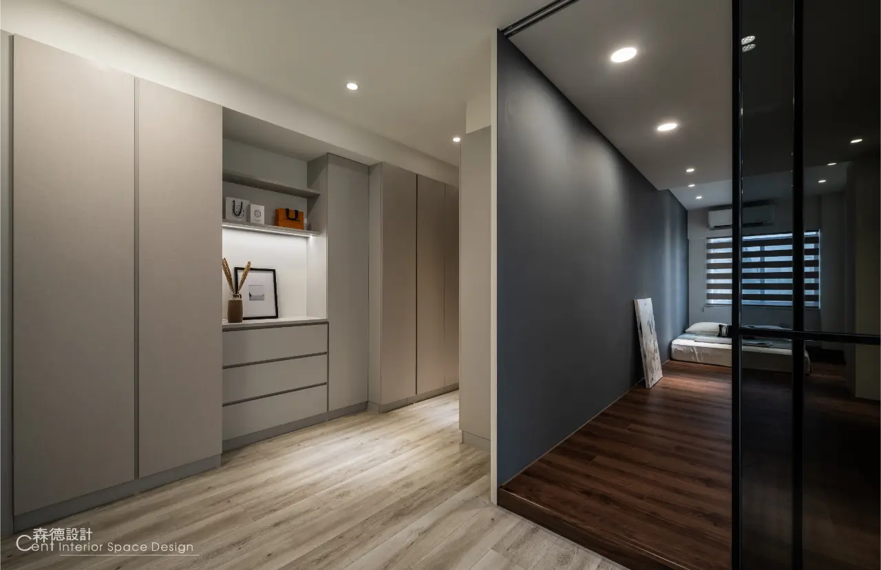 老屋翻新x現代灰階親子宅《灰歸》