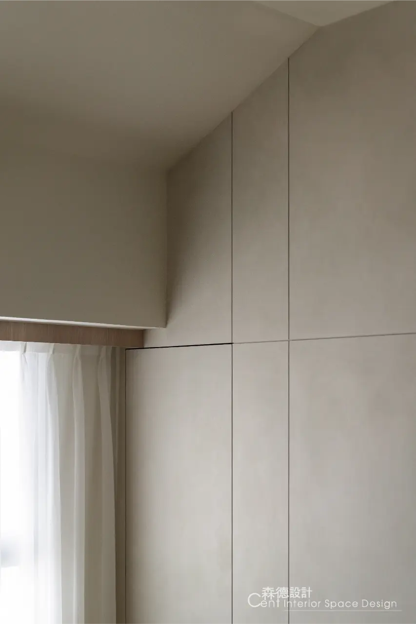 頂樓閣樓設計x一家四口生活宅《層光・閣序》