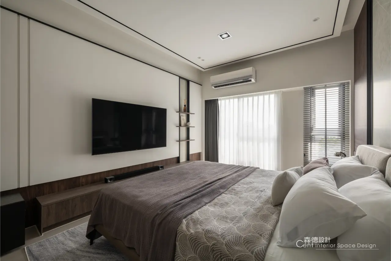 泊光